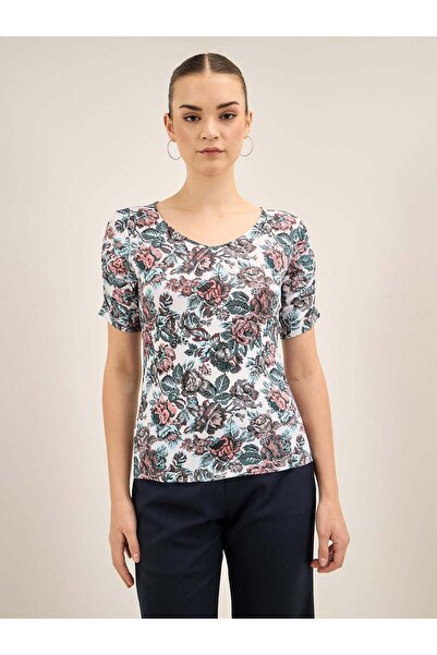 Salt Attire V-Neck Stylish Women's Top Elegant Versatile & Comfortable Casual Wear