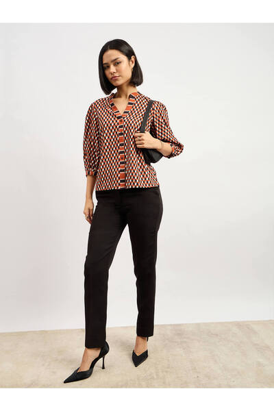 Salt Attire Collared Stylish Women's Top Elegant Versatile & Comfortable Casual Wear