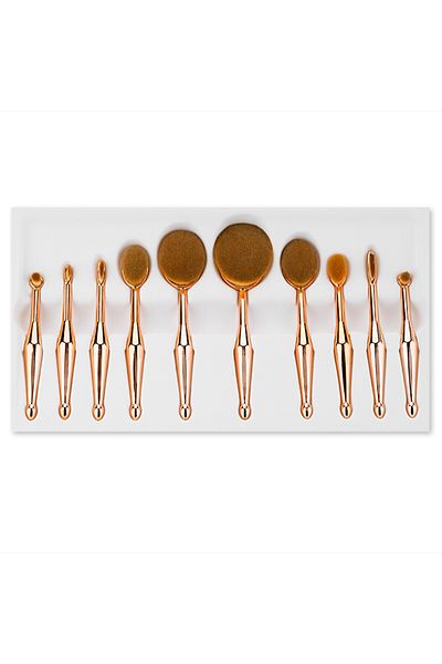 Cupio Set of 10 oval makeup brushes