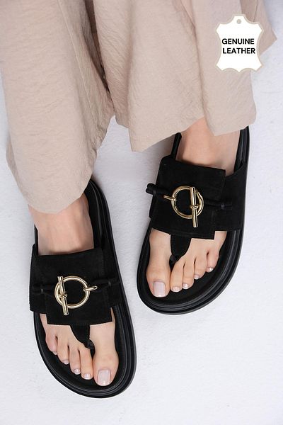 Mio Gusto Alison Genuine Suede Black Color Platform Sole Flip Flops Women's Slippers