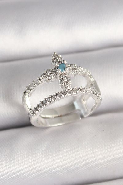 Clariss Brass Silver Color Zirconia Adjustable Model Women's Ring