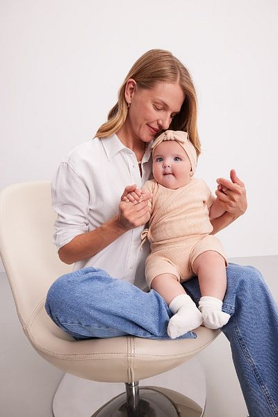 DeFacto 3-teiliges Set für Babys und Mädchen mit Waffelmuster, kurzärmligem Body und Shorts mit Druckknopfverschluss