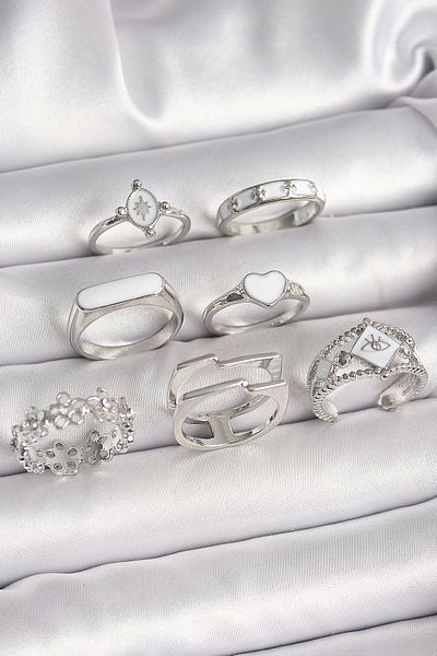 Clariss Brass Silver Color White Enamel Heart Flower Detail Women's Ring Combination
