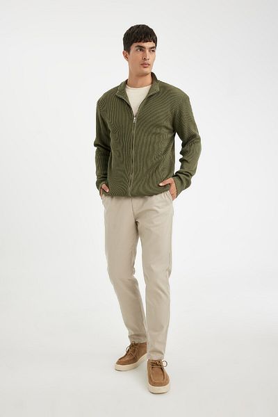 DeFacto Standard Fit Regular Cut Stand Collar Zip-Up Cardigan C8172Ax24Au