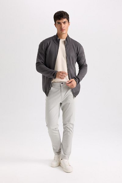 DeFacto Standard Fit Normal Cut Stand Collar Zippered Knitwear Cardigan C8158Ax24Au