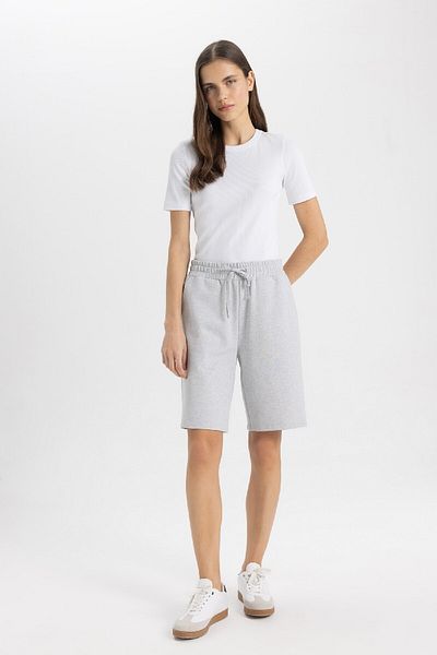 DeFacto Regular Fit Normale Taille Gerades Bein Dünne Bermuda Shorts W9369az24sm