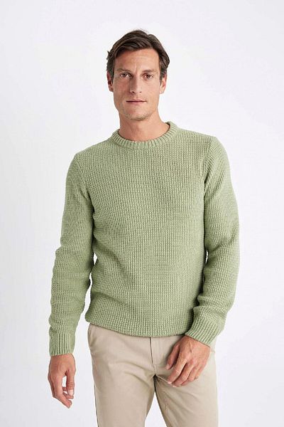 DeFacto Standard Fit Regular Cut Crew Neck Basic Plain Knitwear Sweater N9902Az24Wn
