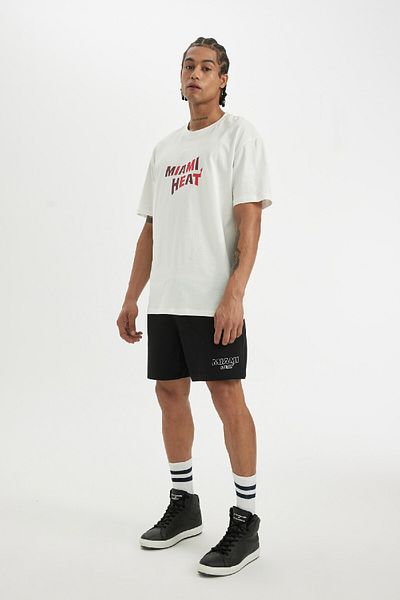 DeFacto DeFactoFit - NBA Miami Heat κοντό σορτς B9915AX24SM