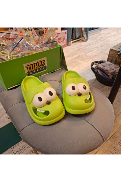 Komik KOMİK TASARIMLI YEŞİL TERLİK