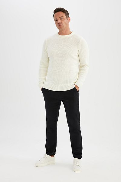 DeFacto Standard Fit Regular Cut Crew Neck Basic Plain Knitwear Sweater N9902Az24Wn