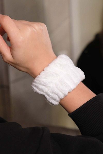 Jack Ferrero Plush Makeup Spa Wristband with Sleeves