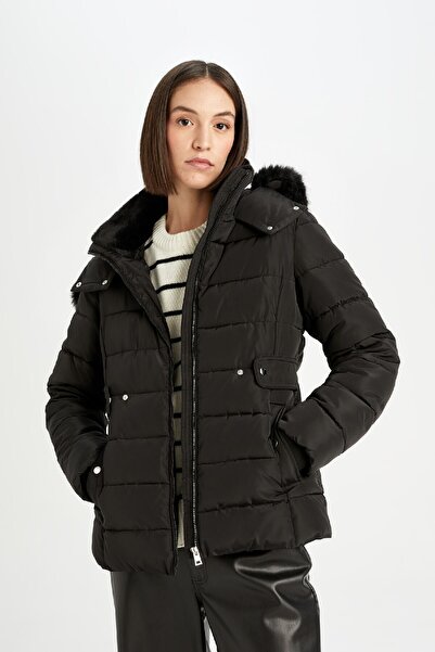 DeFacto Vodoodpudivý kabát s dlouhým prachem - odnímatelná kapuce z umělé kožešiny s prošívaným zipem a kapsou