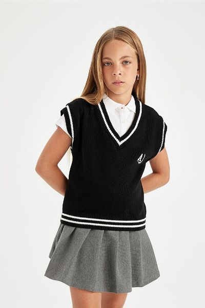 DeFacto Girl School Knitwear V-Neck Basic Fit C6925A824Au
