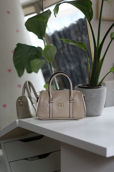 Moom Bag Γυναικεία τσάντα χεριών & ώμου με διπλή λωρίδα Minimal Daily
