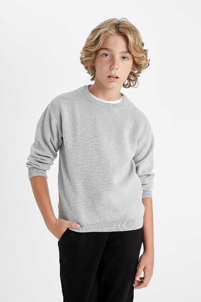 DeFacto Boy's Gray Crew Neck Basic Plain Knitwear Sweater C8617A824Wn