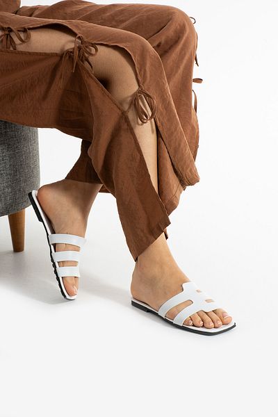 Moda Devrin Papuci de damă cu țevi albe Papuci de casă și de exterior