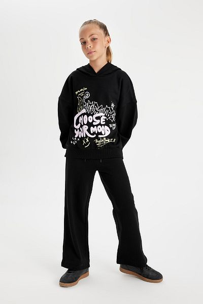 DeFacto Girls' Black Basic Straight Sweatpants - Wide Loose Leg, Elastic Waist, D0743A824Au