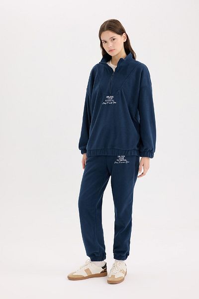 DeFacto Standard Fit Lace-Up Waist Elastic Leg Pocket Printed Long Length Fleece Sweatpants Y2650Az24Wn