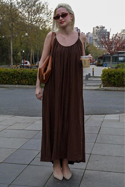 Madmext Kahverengi Halter Yaka Askılı Uzun Basic Kadın Elbise MG2163