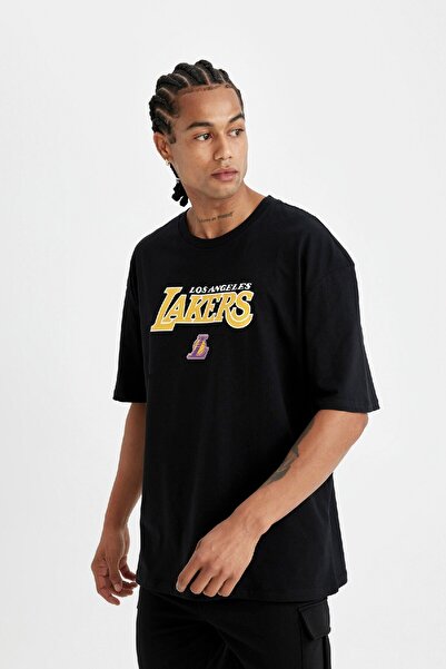 DeFacto Fit Nba Los Angeles Lakers Oversize Geniş Kalıp Bisiklet Yaka Kısa Kollu Tişört T7062az24au