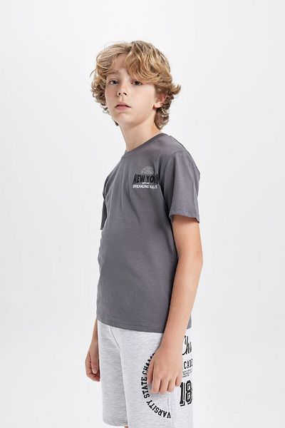 DeFacto Tricou cu mânecă scurtă pentru băiat cu decolteu triplu - D0443A824SM