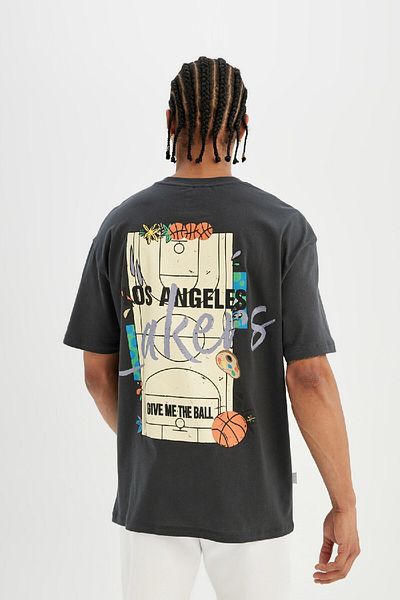 DeFacto DeFactoFit NBA Los Angeles Lakers - T-Shirt mit kastigem Schnitt und Rundhalsausschnitt C4160AX24HS
