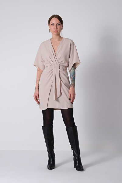 EXPLOSION Yarasa Kollu Pilili Şık Mini Elbise