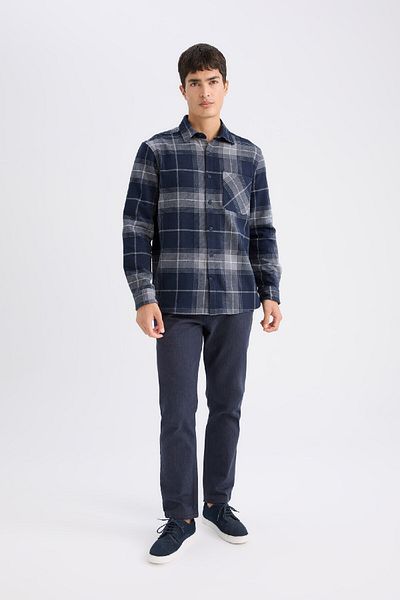 DeFacto Langarmshirt aus kariertem Flanell mit normaler Passform D2337ax24wn