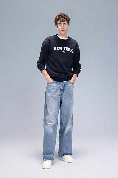 DeFacto Χοντρό φούτερ με στάμπα Relax Fit Crew Neck D2163ax24au