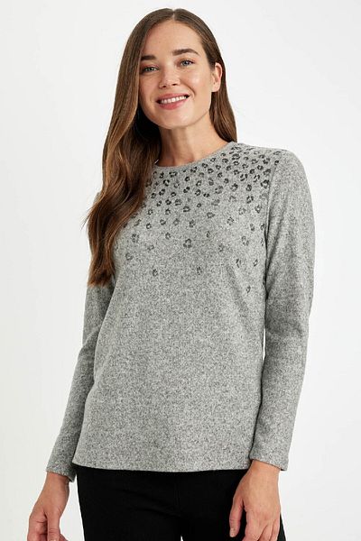 DeFacto Langarm-T-Shirt mit Leopardenmuster, Relax-Passform, Rundhalsausschnitt – Schlitzdetail D2701ax24au