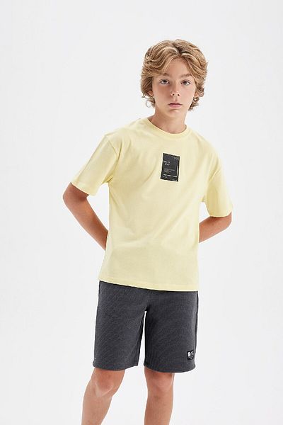 DeFacto Boy Oversize Wide Fit Crew Neck Letter Printed Short Sleeve T-Shirt D0979A824Au