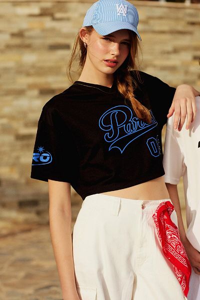 DeFacto Coool Oversize Wide Fit V-Neck Printed Short Sleeve T-Shirt D1420Ax24Sm