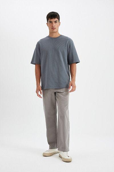 DeFacto 100 % Baumwolle Relax Fit Rundhals-Kurzarm-Basic-Solid-T-Shirt D2531ax24au