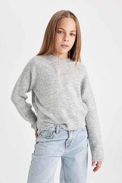 DeFacto Girl's Gray Crew Neck Basic Plain Knitwear Sweater C9554A824Au