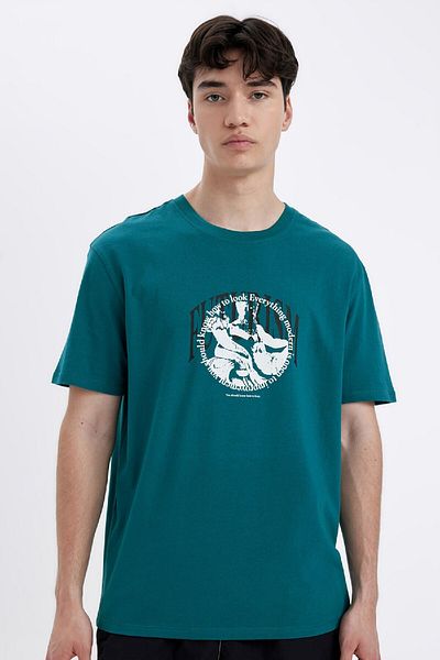 DeFacto T-shirt C5648AX24HS με κανονική εφαρμογή με στάμπα με λαιμόκοψη