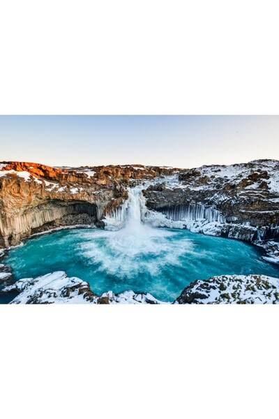 Zumzeria Tablou Canvas Stunning Watyerfall rotunjită de coloane de bazalt, 80...