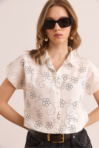Olalook Women's Ivy White Patterned Linen Bat Shirt Gml- 19001129