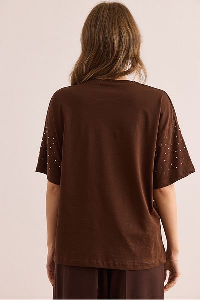 Olalook Dámské tričko Bitter Brown Print Stone Detailed Regular Fit TSH- 19000831