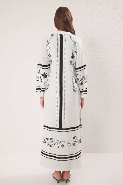 Trendyol Modest Εκρού Floral Καφτάν Φούντα Λεπτομερές Υφαντό Φόρεμα TCTSS25EB00102