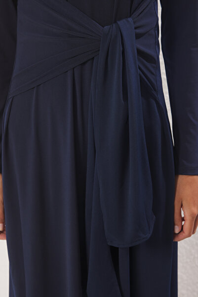 Trendyol Modest Námořnické modré šněrovací detailní elastické pletené šaty TCTSS25EB00144