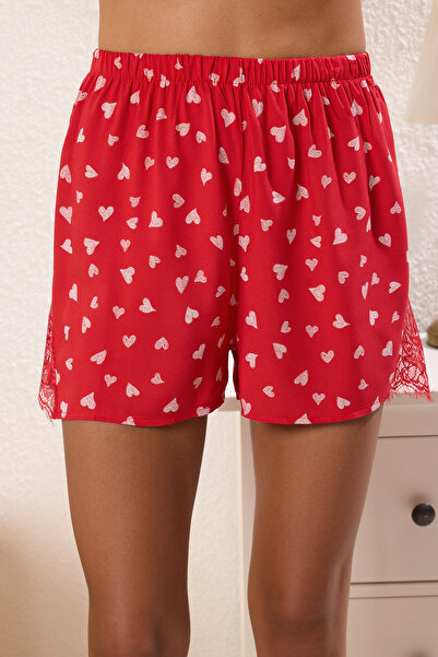 Trendyol Collection Piros szív csipke kötélszíj szőtt pizsama szett viszkóz rövidnadrággal THMSS20PT0290