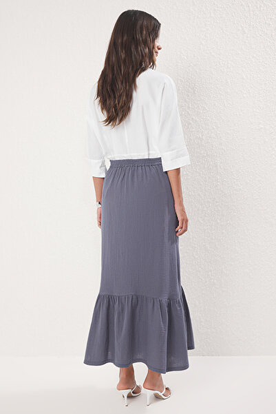 Trendyol Modest Ανθρακί Φούστα Λεπτομέρεια βολάν Βαμβακερή ζώνη με επένδυση υφασμένη φούστα TCTSS25EE00015