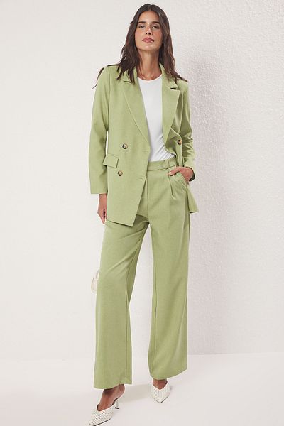 Trendyol Modest Khakifarbenes Leinen-Unter-Ober-Set – gewebte Jacke und Hose TCTSS24US00079