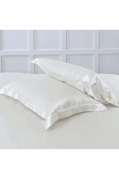 Kotonia Home Set of 2 Deluxe Satin Damask Pillowcases, 100% Cotton, 50x70 Cm, White