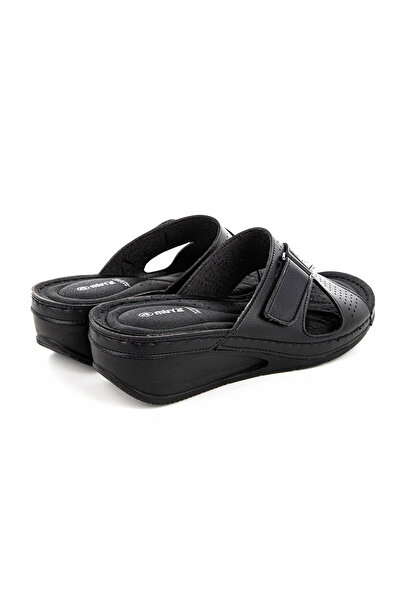 Muya A9471047 Anatomik Tabanlı Dört Mevsim Kadın Terlik