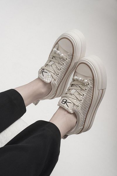 KRISTE BELL Monica Original Krizte Bell Pantofi sport cu perle detaliate pentru femei