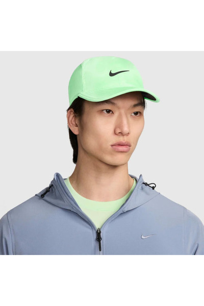 Nike Podesiva sportska kapa svetlo zelena fb5682-376