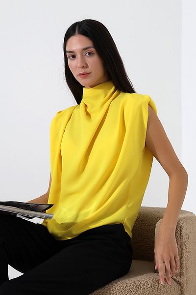 Butik Beyza Women's Flounce Collar Padded Shoulders Back Zipper Blouse