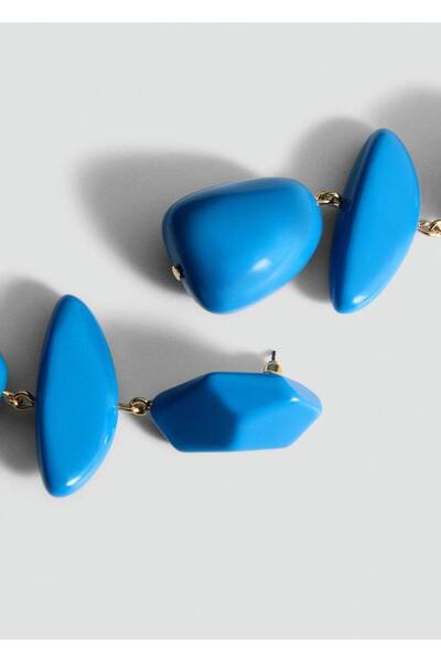 MANGO Woman Reçine boncuklu sallantılı küpe