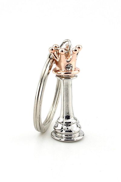 Solfera Strategy Game: Shiny Metal Key with Chess Queen Figure Kc269